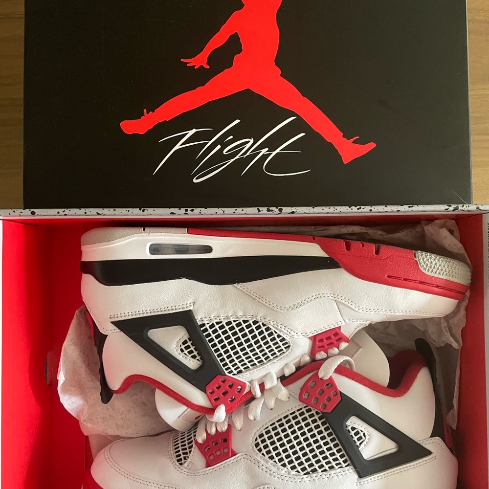 Nike Air Jordan 4 "Fire Red" Men Size 8.5